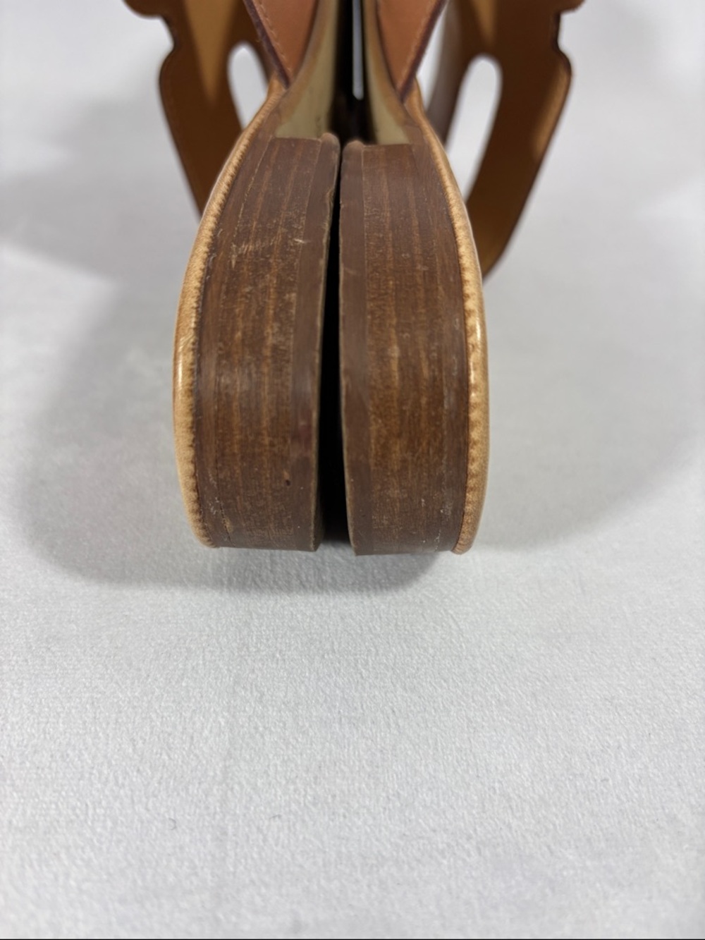 Coach and Four Italian Tan Leather Comfy Flat Sandals 8 ** - Picture 7 of 8